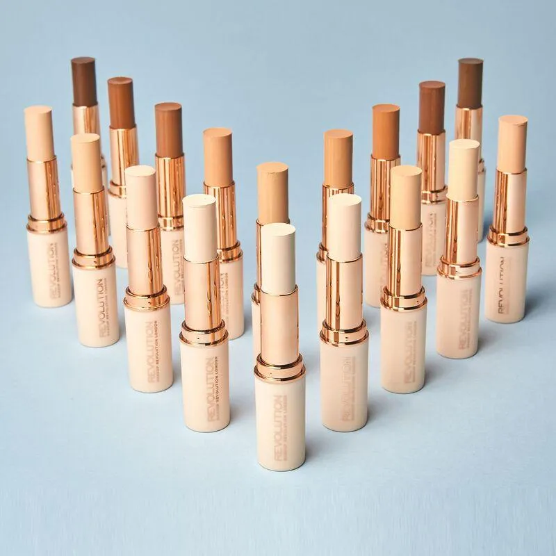 MAKEUP REVOLUTION Fast Base Stick Foundation - F2